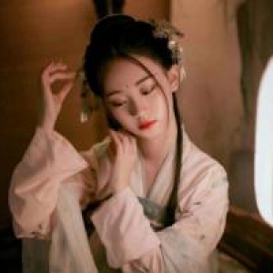 就在这一刻，我决定放弃工作回老家(结束了一天的工作,走在回家的路上)