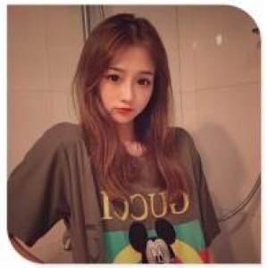 金正恩夫人引领朝鲜裙装潮流（图）