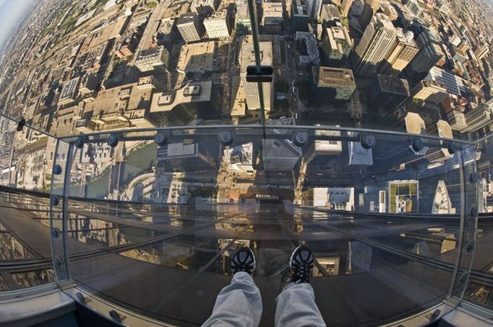 世界上8个最惊心动魄的景点(图16) 世界上8个最惊心动魄的景点--置顶表情